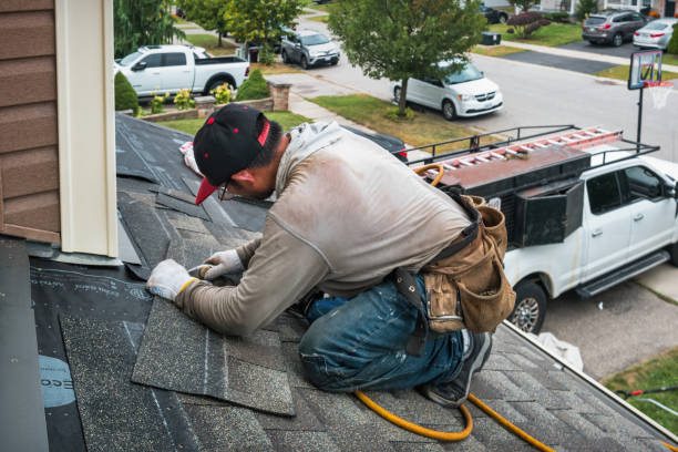 Professional Roofing technician working in Meacham, OR